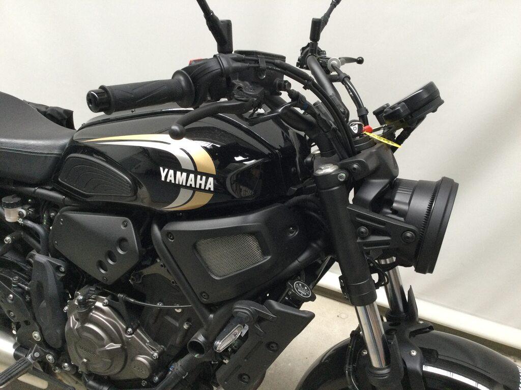 XSR 700