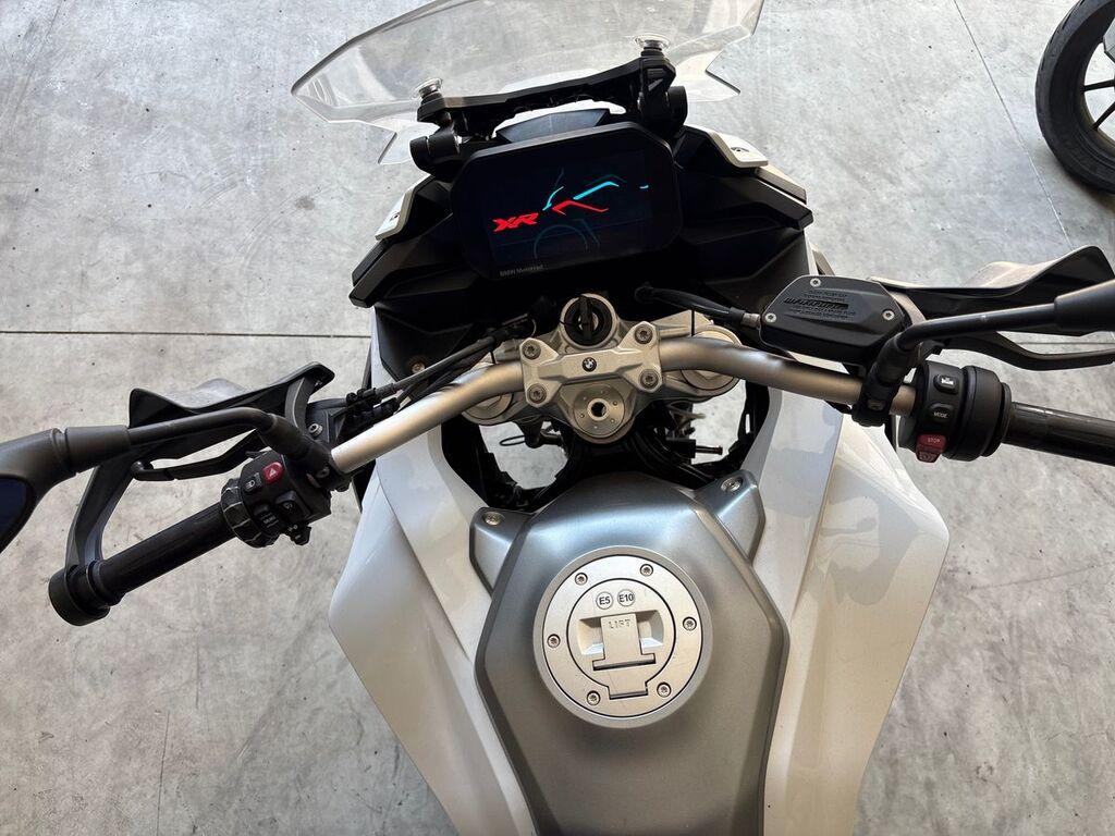 F 900 XR