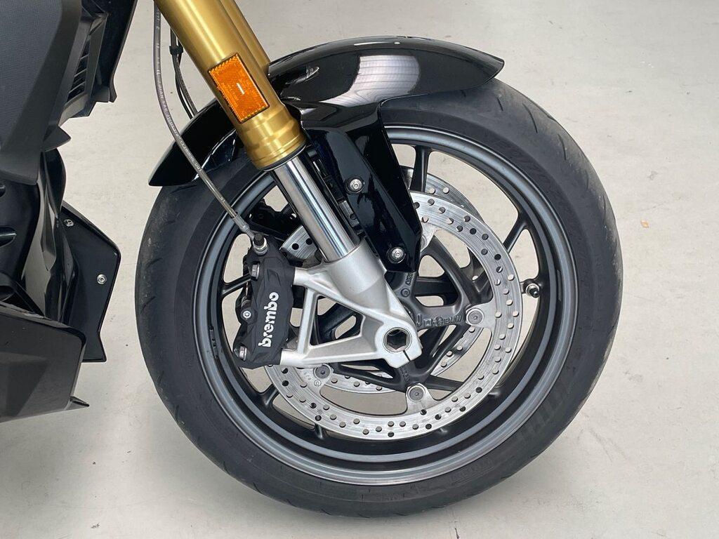 R 1250 R