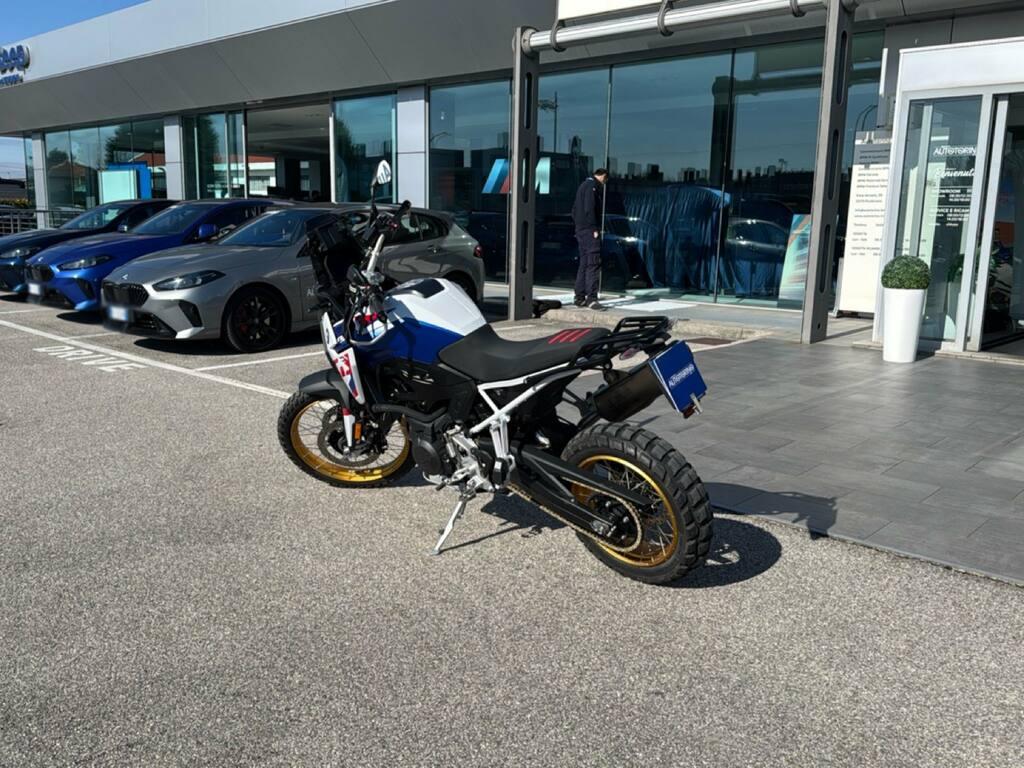 F 900 GS