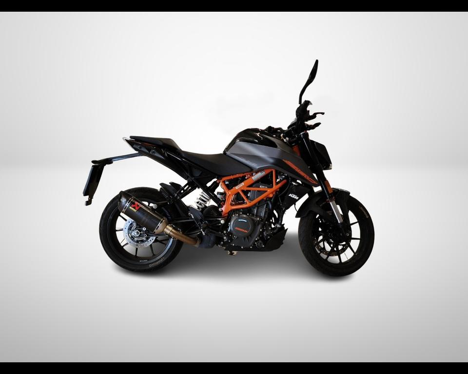 390 DUKE