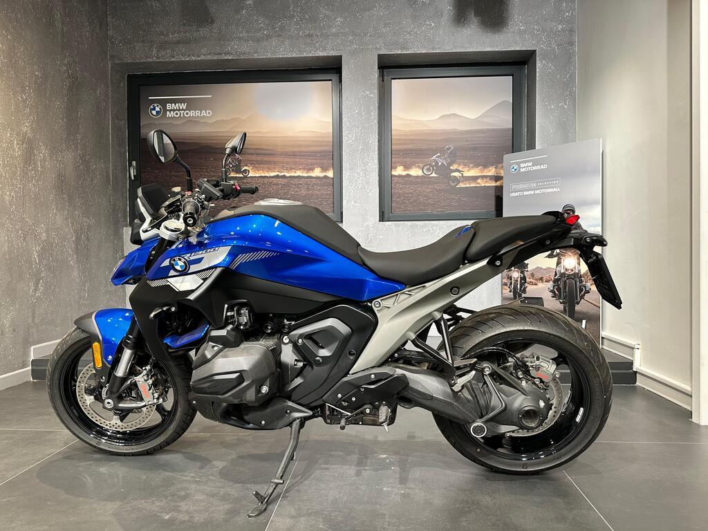 R 1300 R