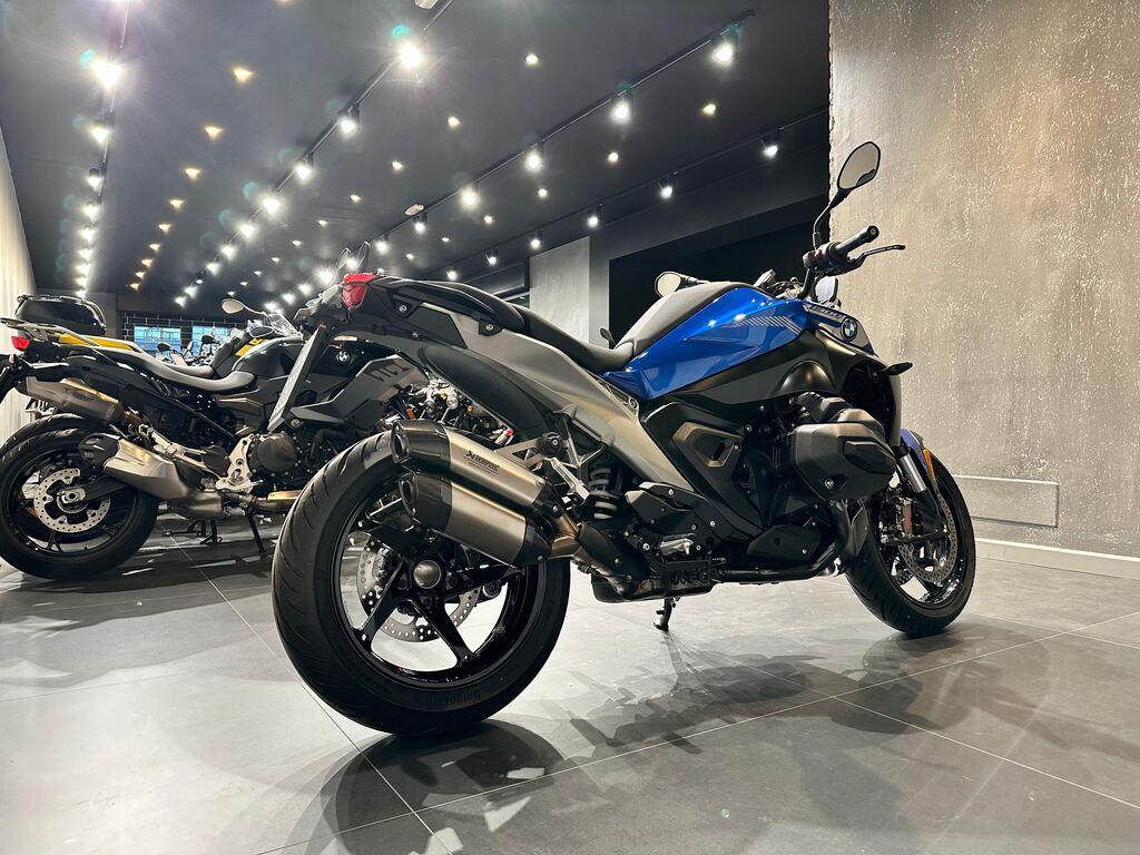 R 1300 R