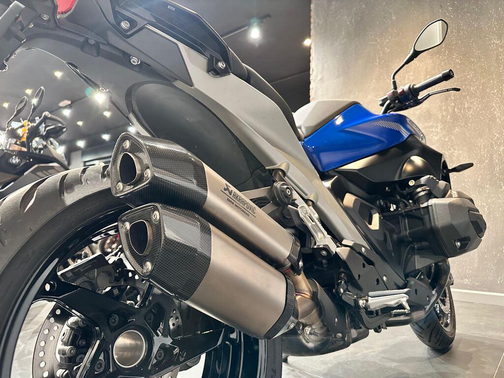 R 1300 R