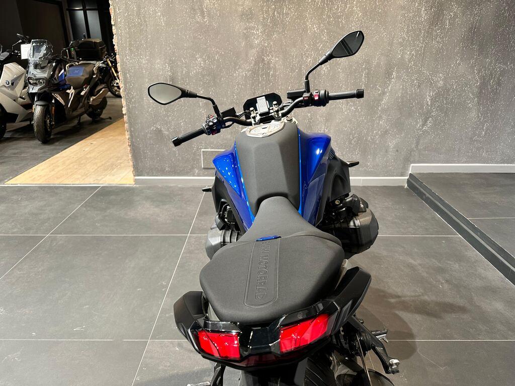 R 1300 R