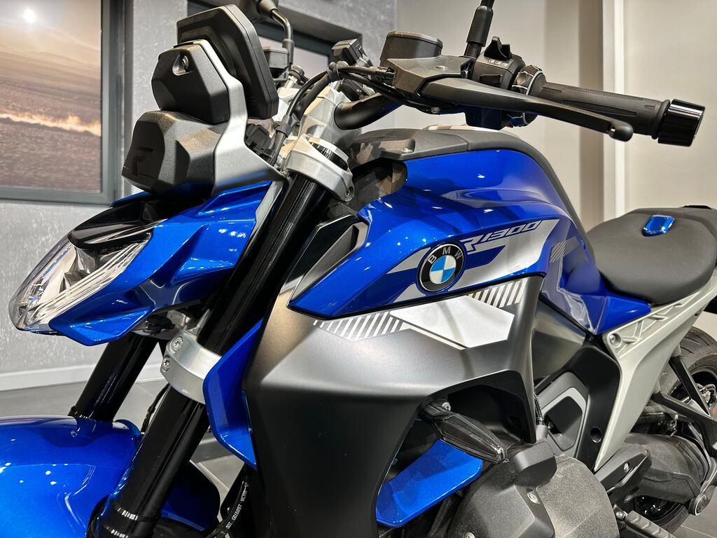 R 1300 R
