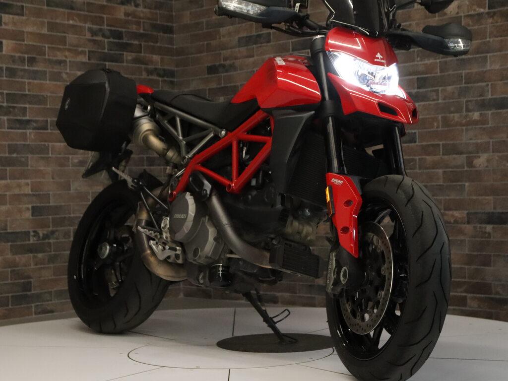 HYPERMOTARD 950