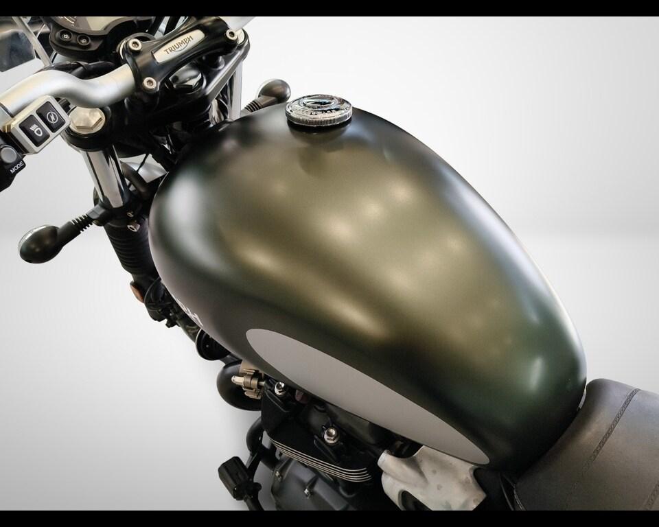 SCRAMBLER 900