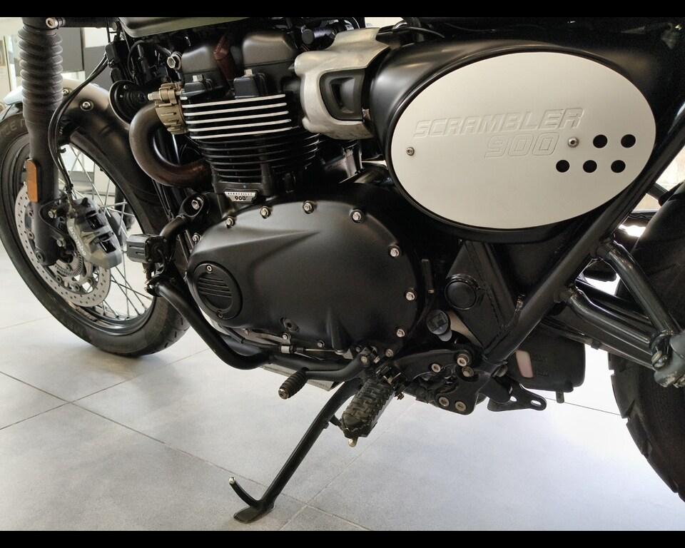 SCRAMBLER 900