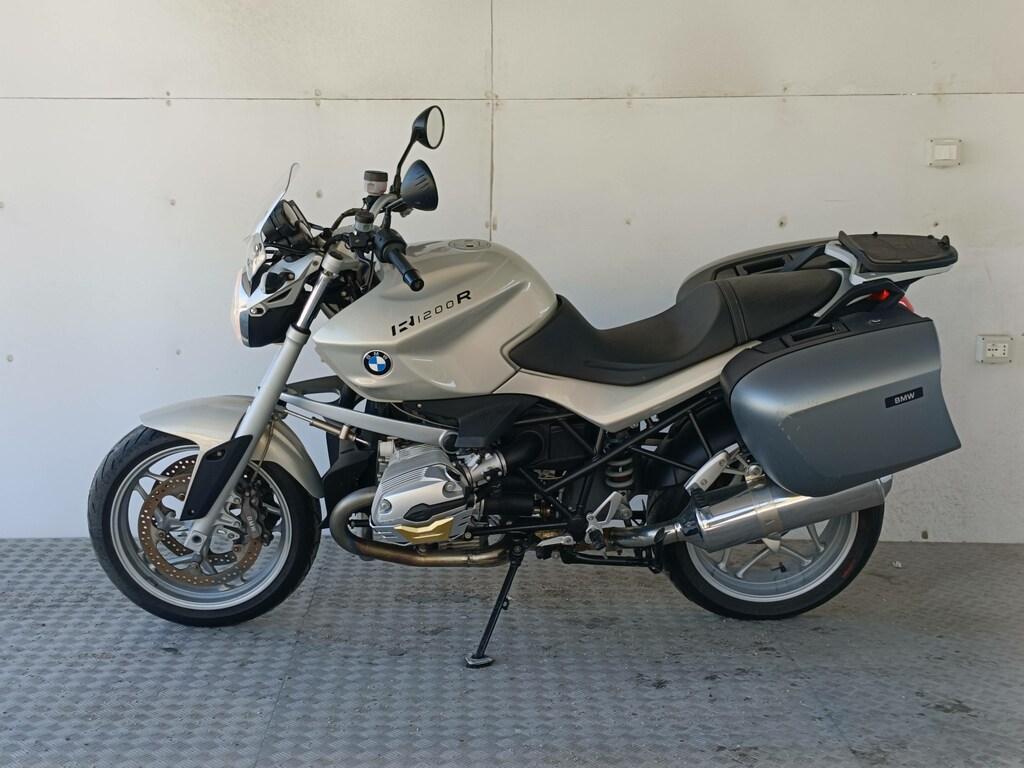 R 1200 R