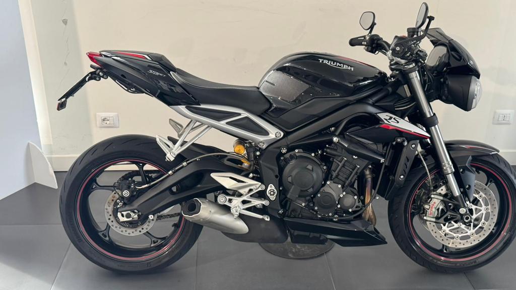 STREET TRIPLE 765