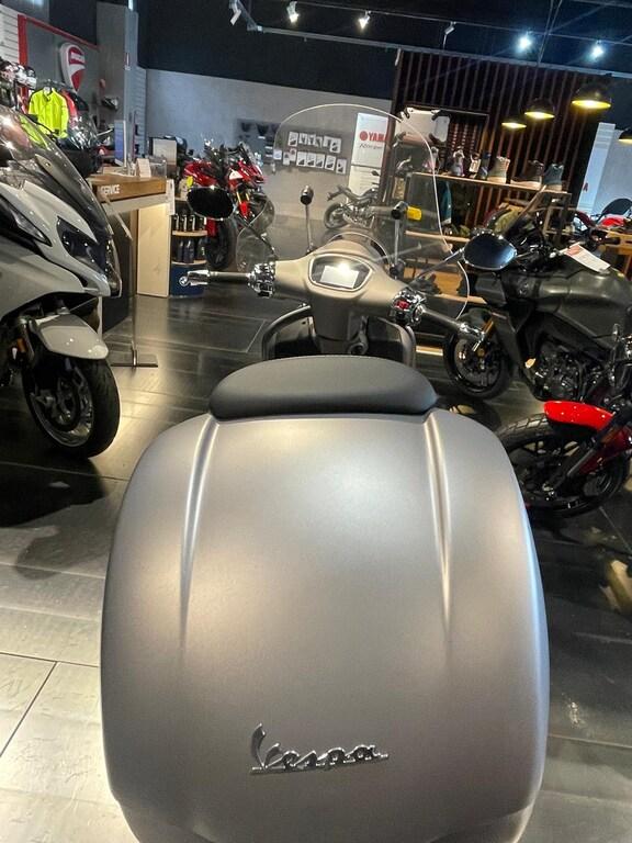 VESPA GTS 300