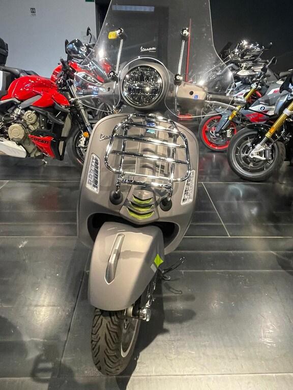 VESPA GTS 300