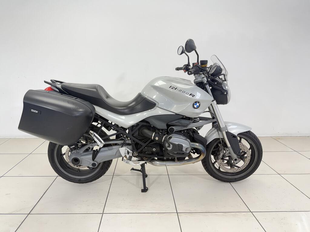 R 1200 R