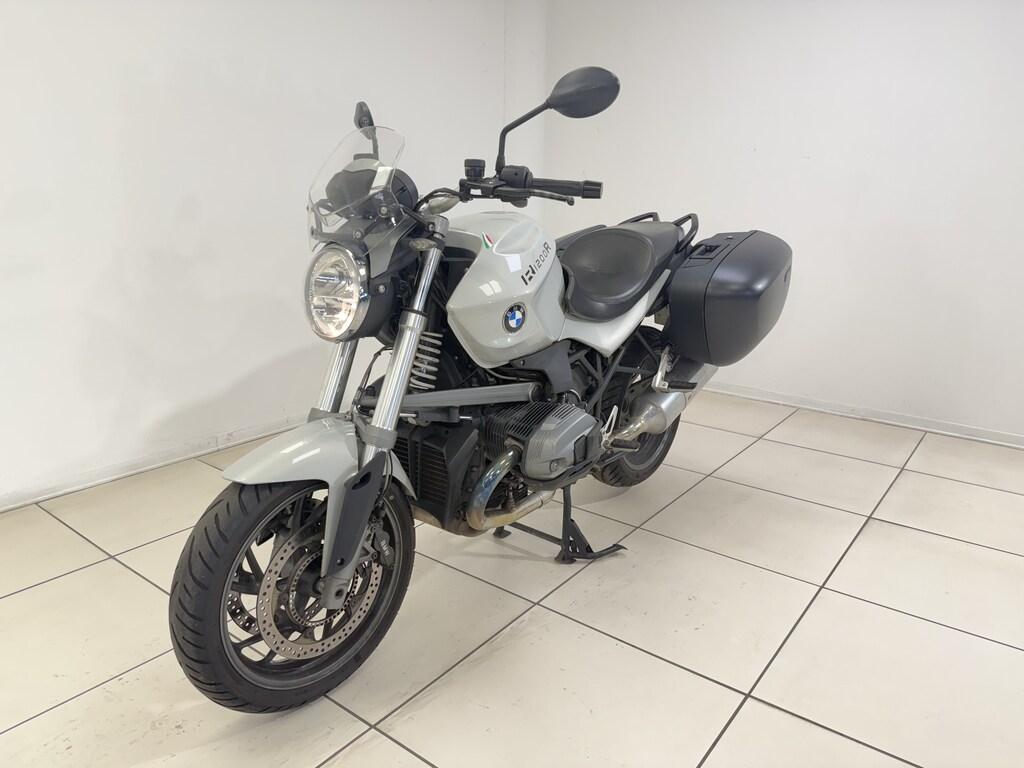 R 1200 R