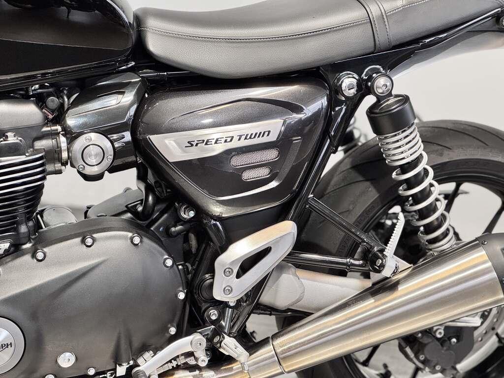 SPEED TWIN 1200