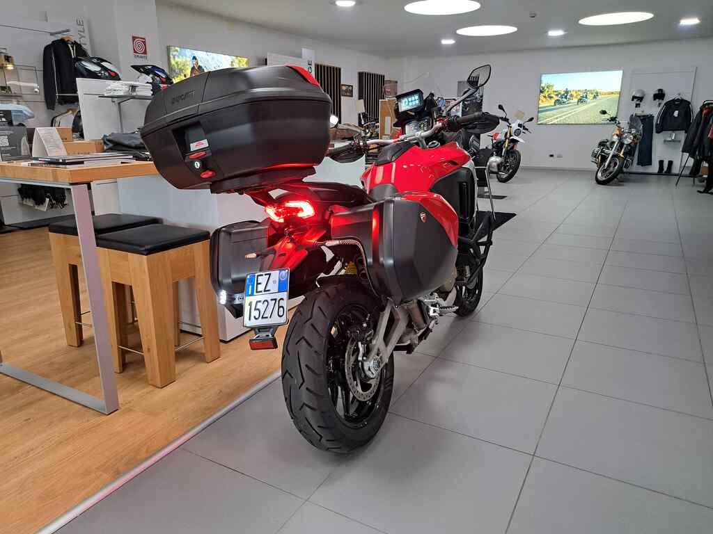 MULTISTRADA V4