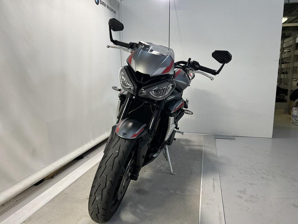 STREET TRIPLE 765