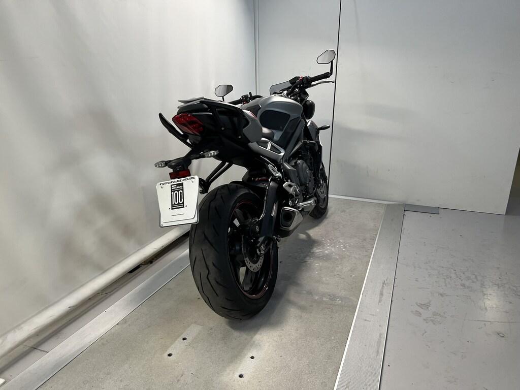 STREET TRIPLE 765