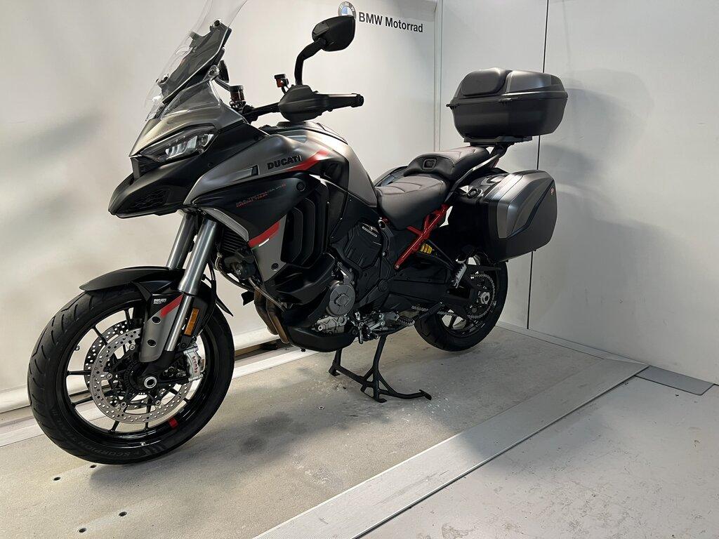 MULTISTRADA V4