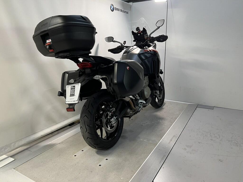 MULTISTRADA V4