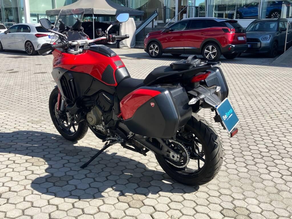 MULTISTRADA V4