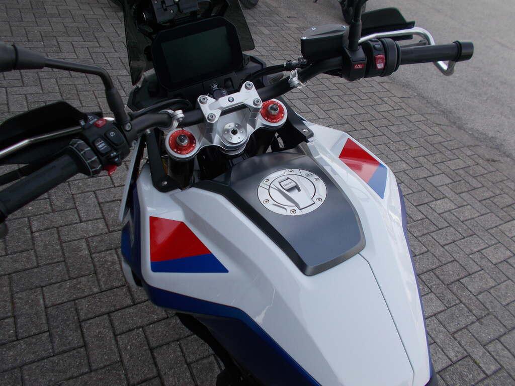 F 900 GS