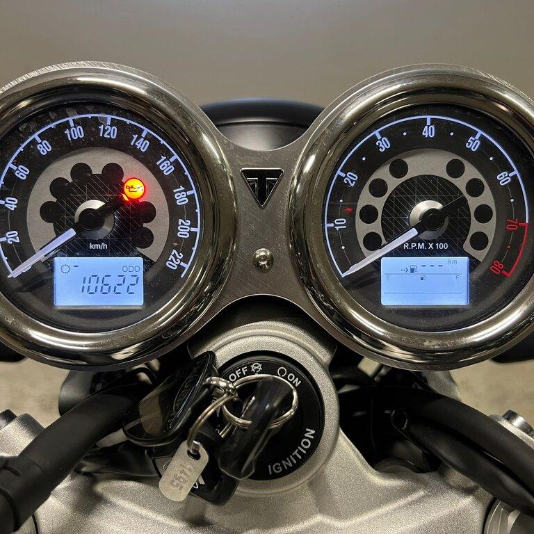 SPEED TWIN 1200