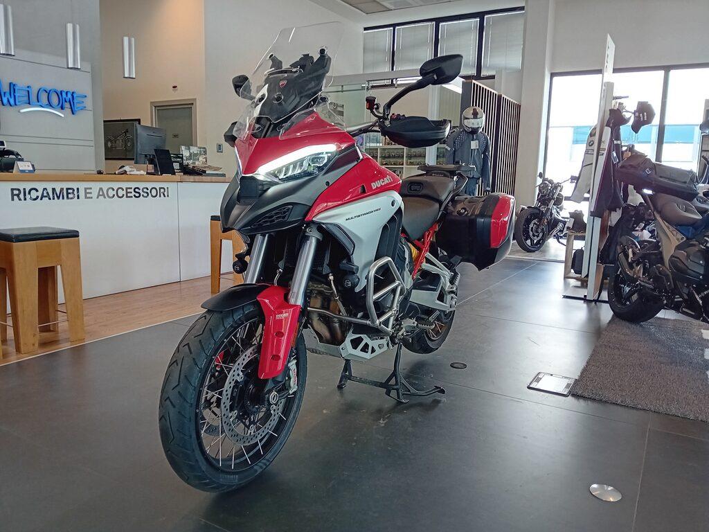 MULTISTRADA V4