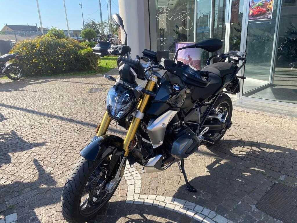 R 1250 R
