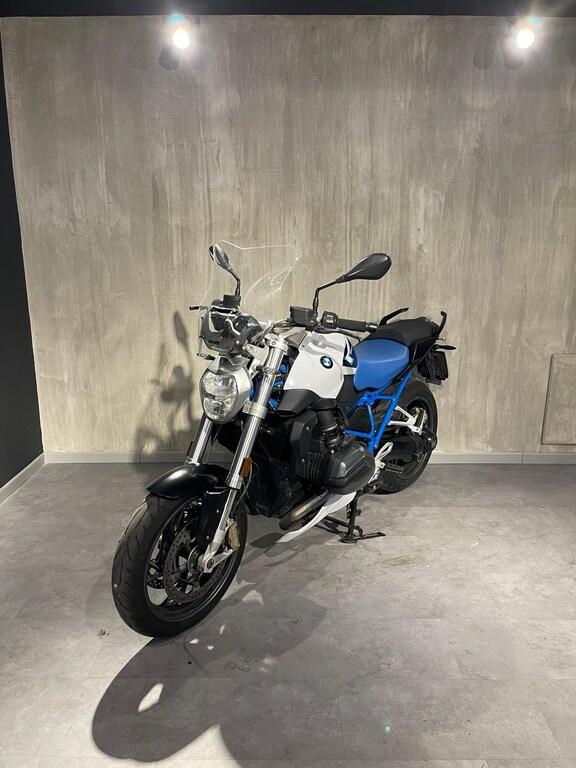 R 1200 R