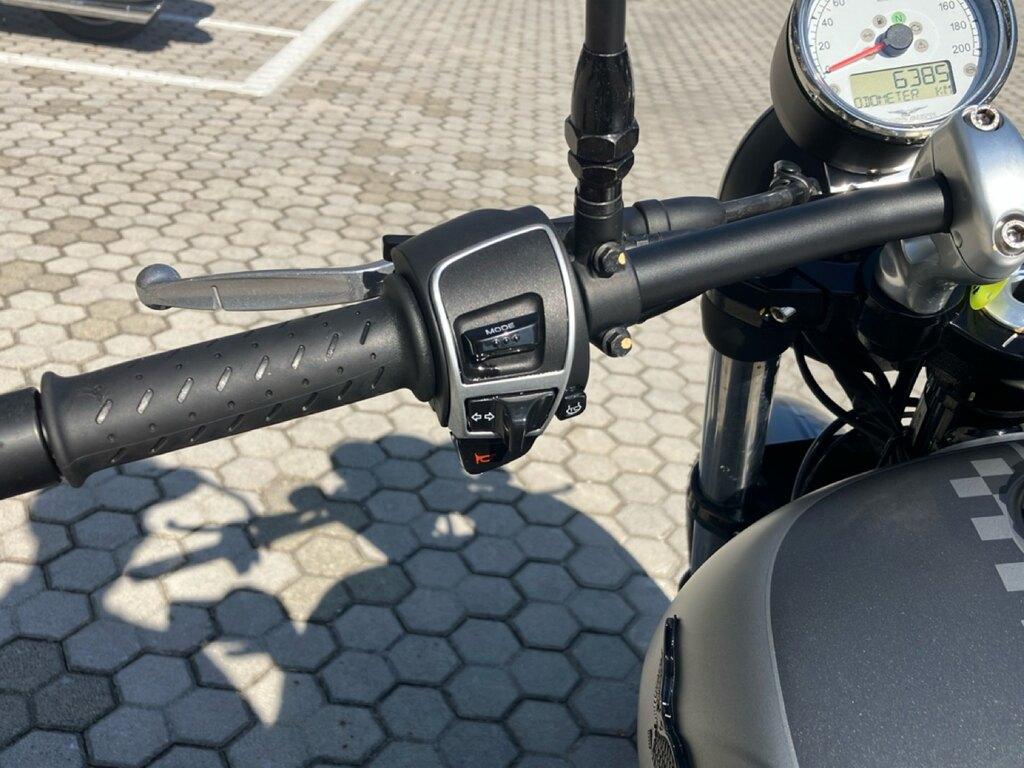 V9 850