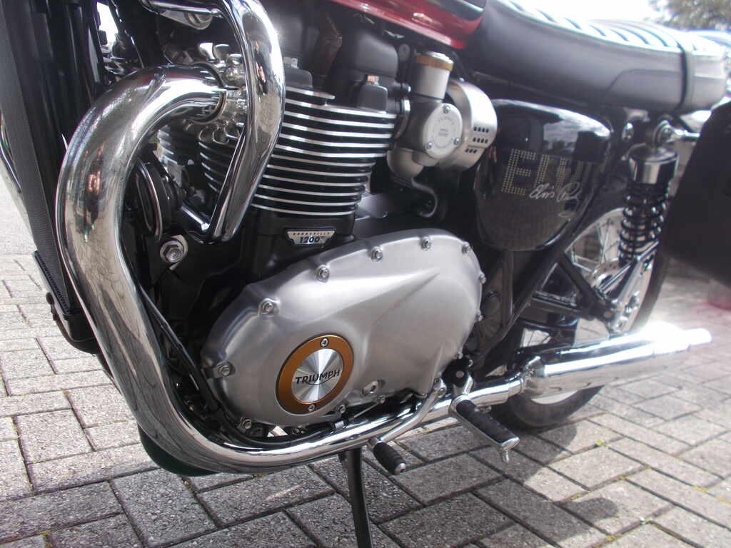 BONNEVILLE 1200 T120