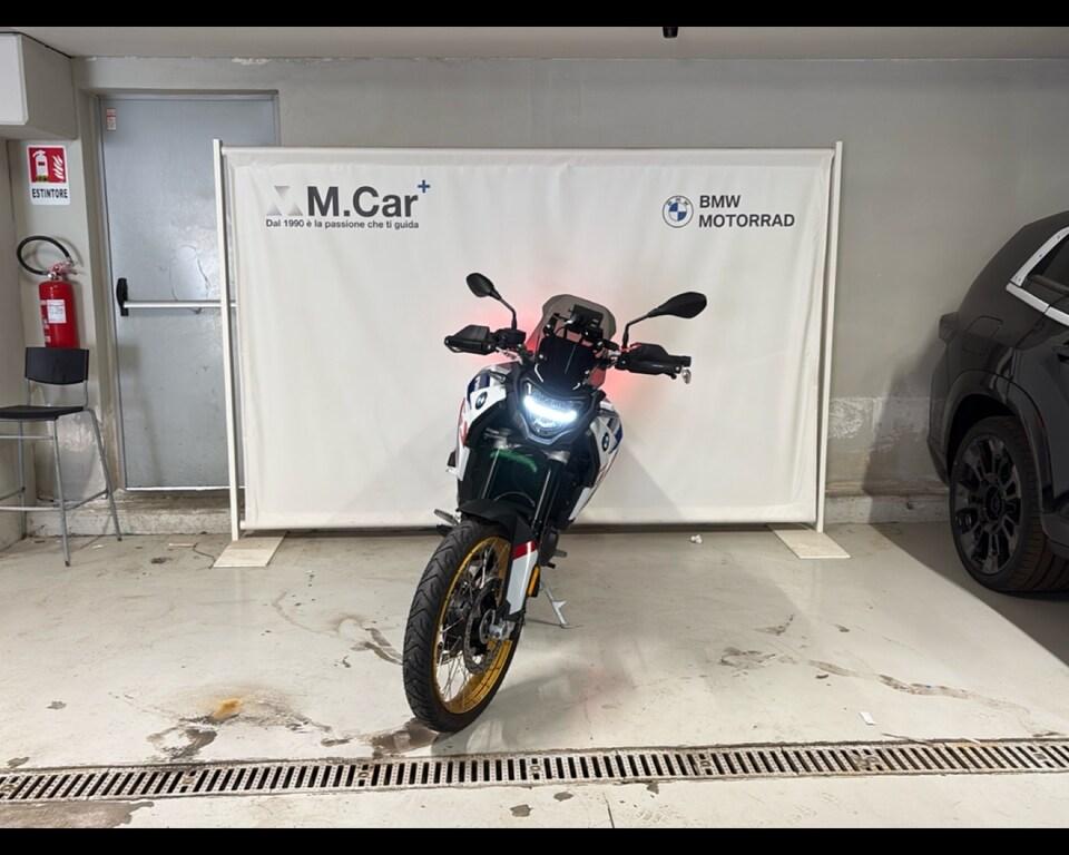 F 900 GS
