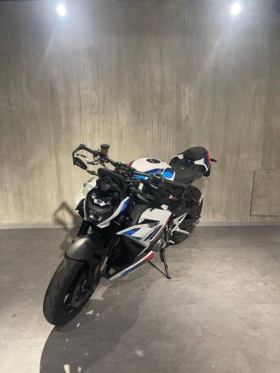 M 1000 R