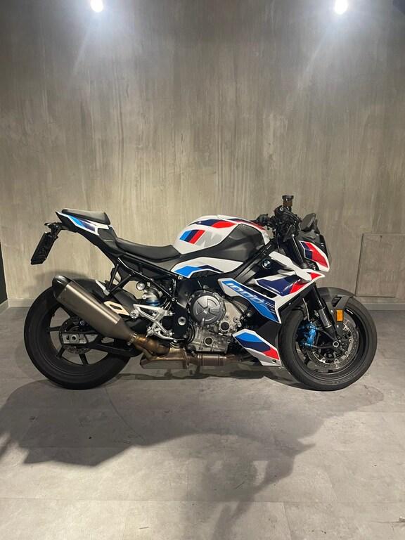 M 1000 R