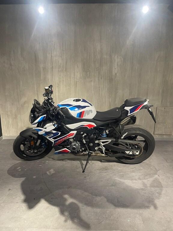 M 1000 R