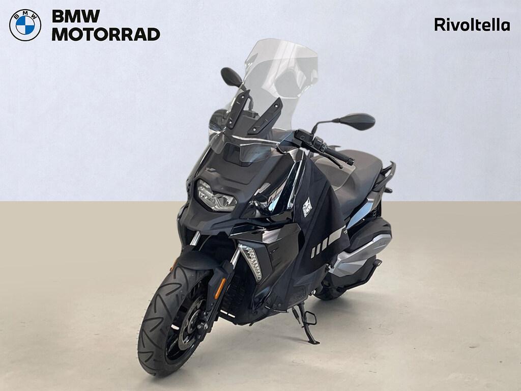 C 400 X