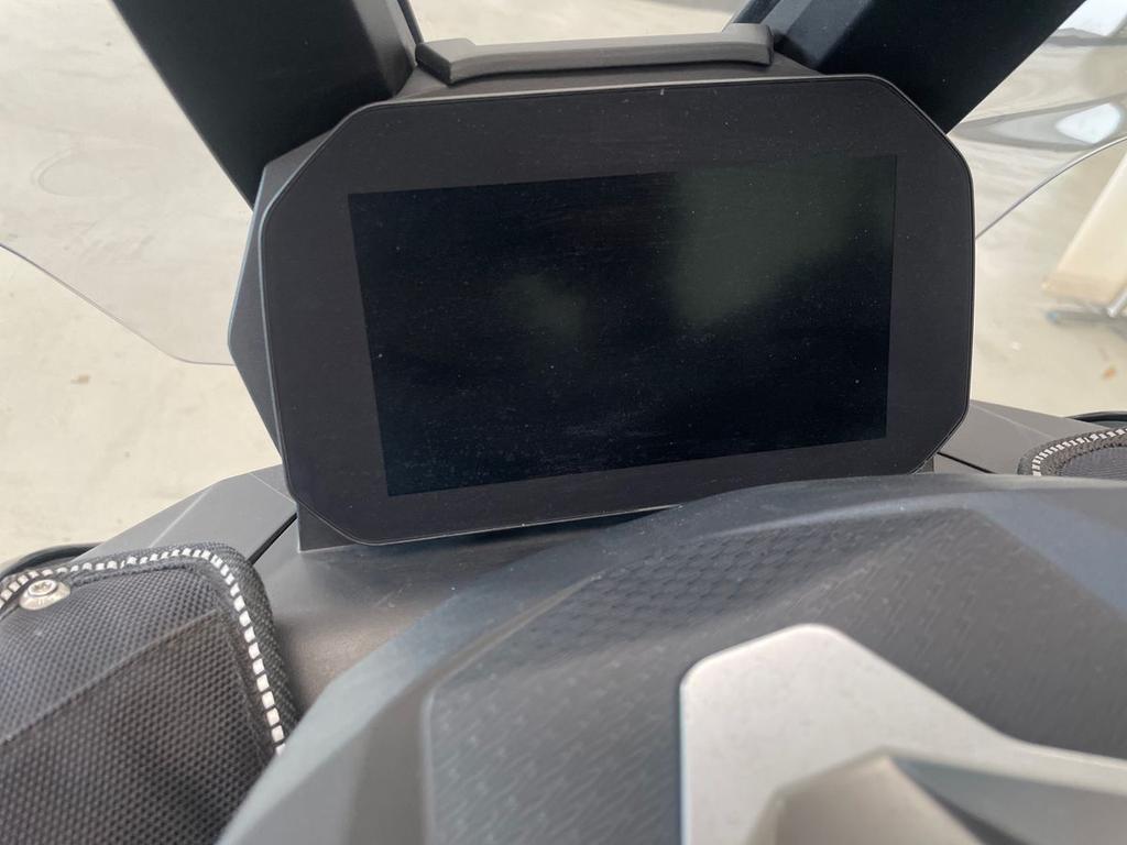 C 400 X