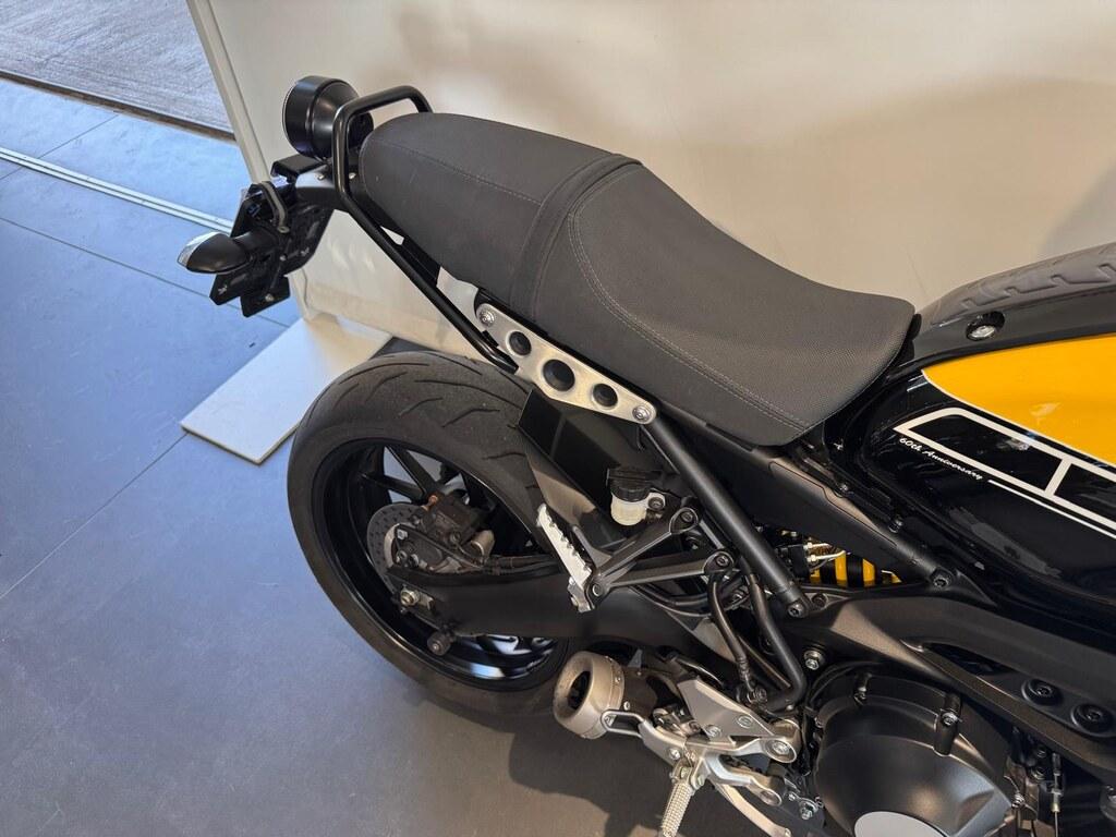 XSR 900