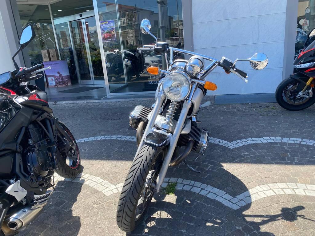 R 1200 C