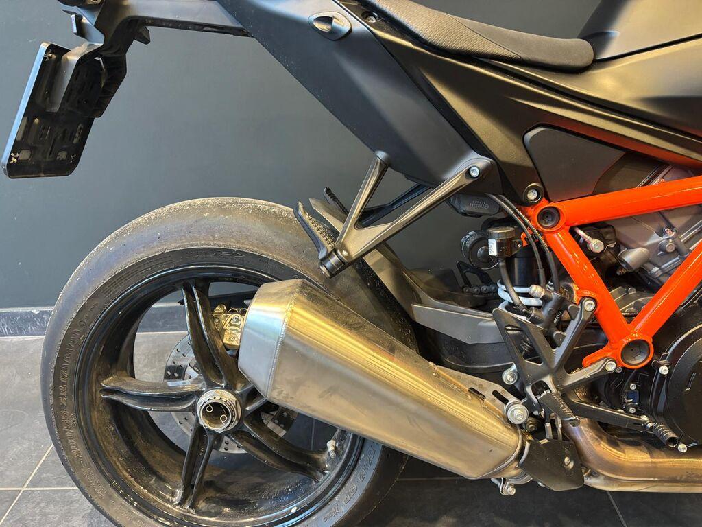 1390 SUPER DUKE