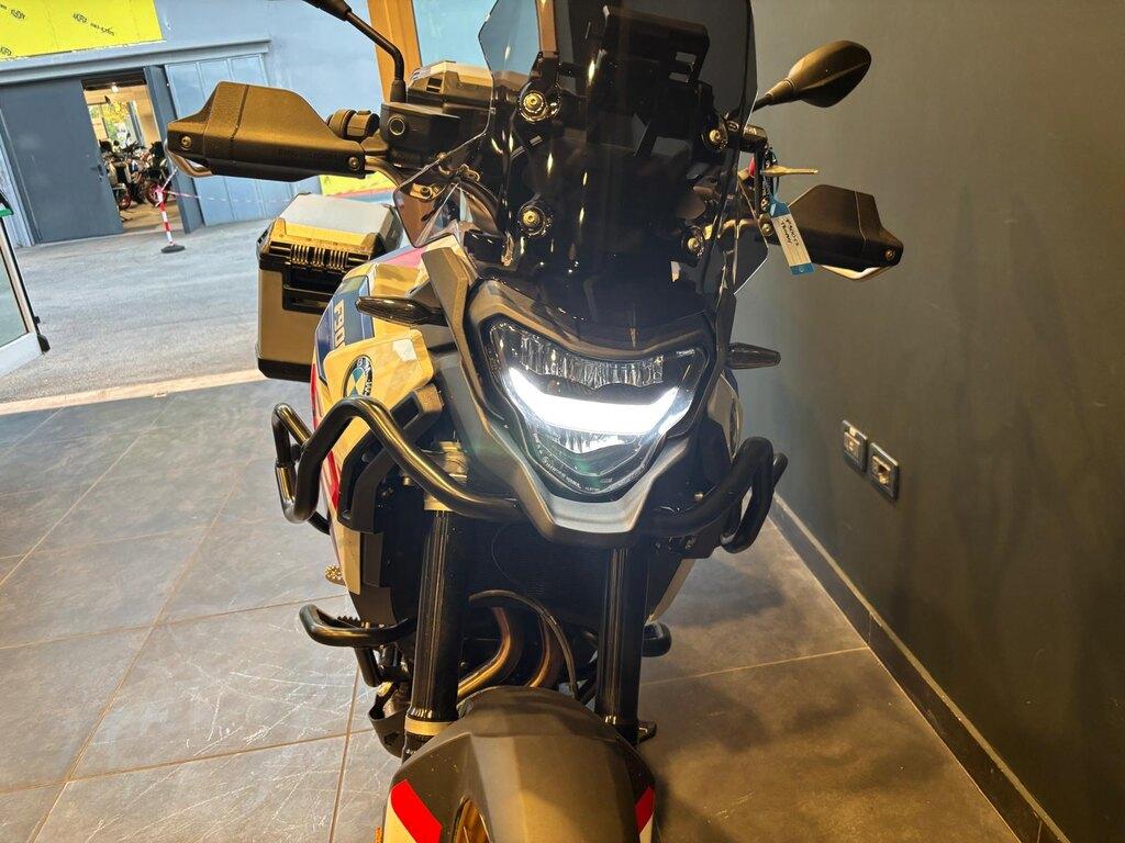 F 900 GS