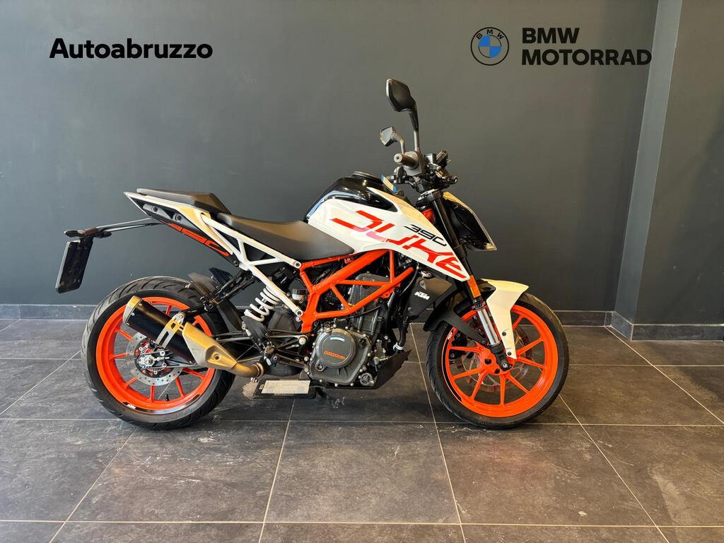 390 DUKE