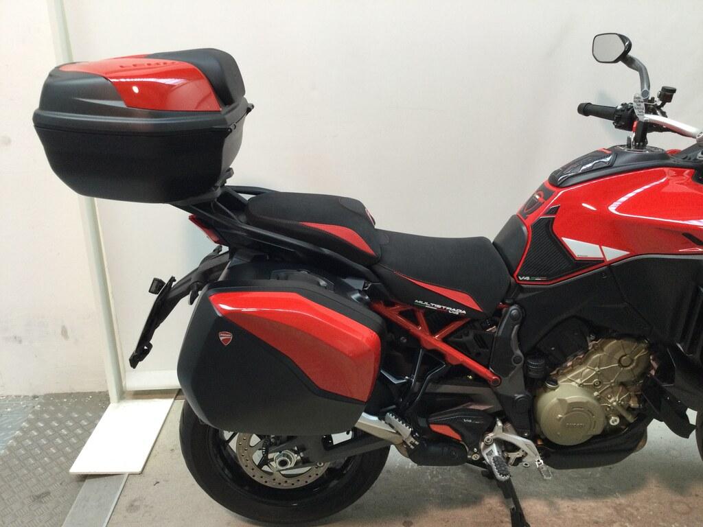MULTISTRADA V4