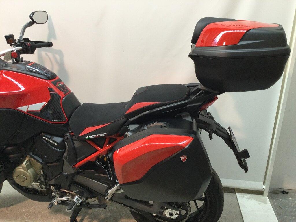 MULTISTRADA V4