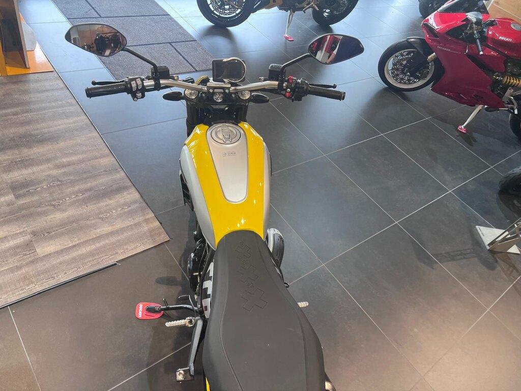SCRAMBLER 800