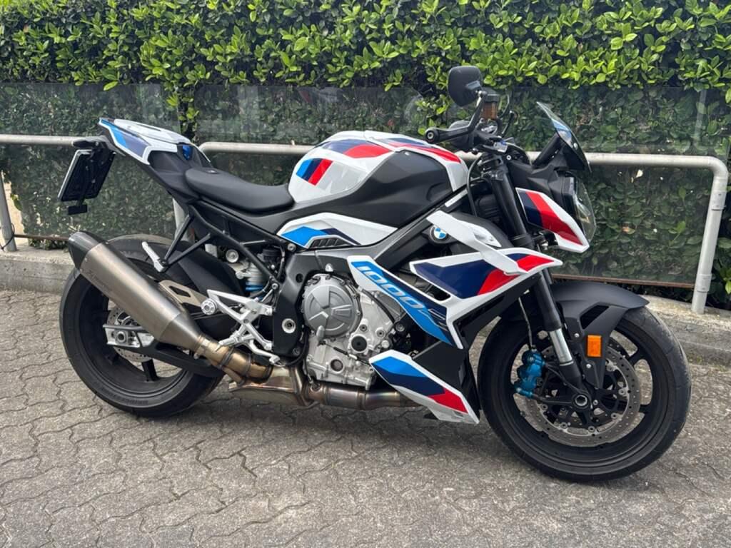 M 1000 R