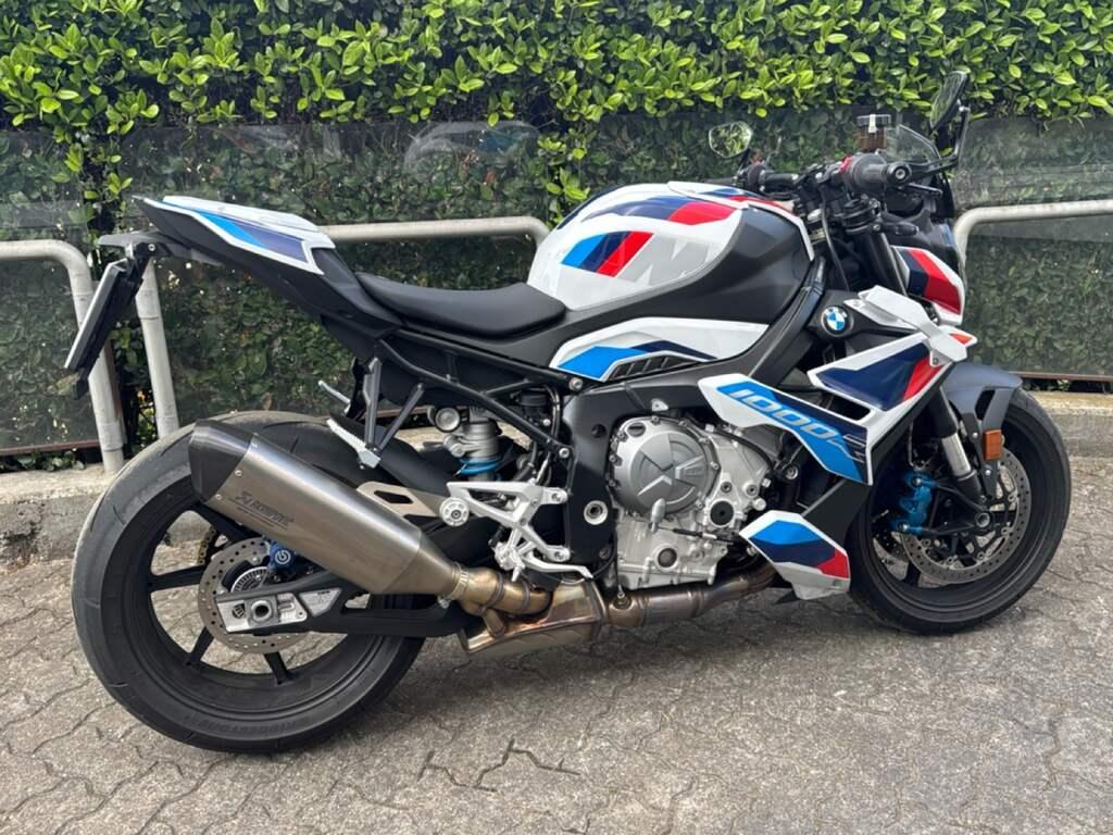 M 1000 R