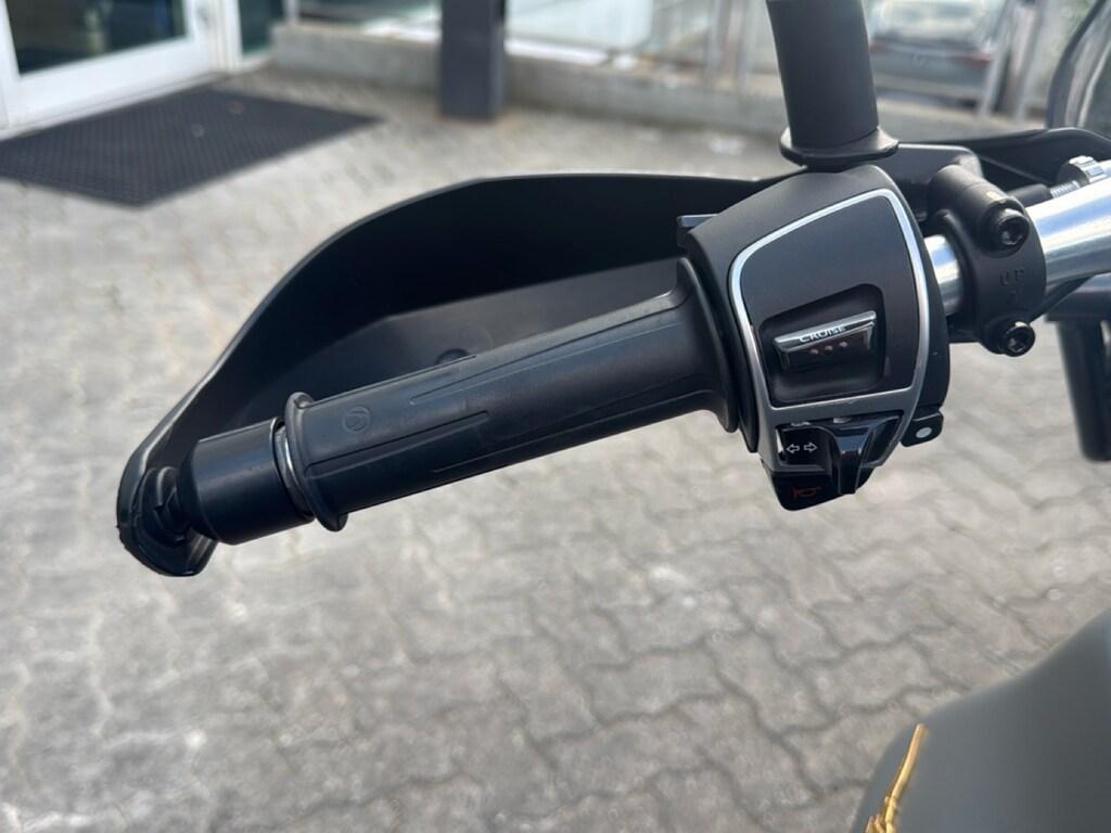 V85 TT